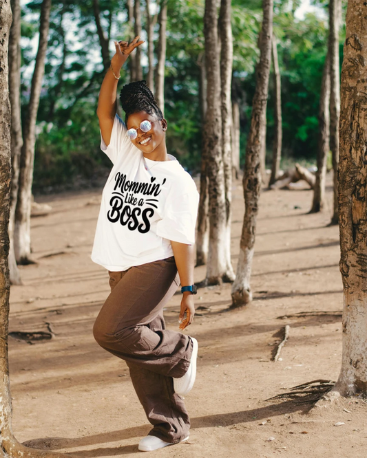 Mommin’ Like A Boss Funny Mom Shirt – Mother’s Day Tee